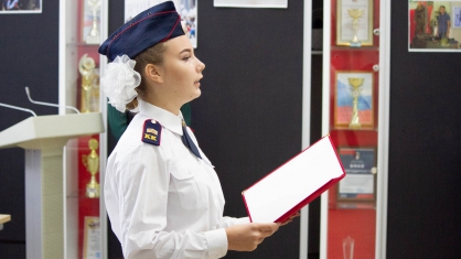 Статья «Пойти в школу, чтобы стать следователем. Как это сделать в Хабаровске?», размещенная на сайте «Хлеб»